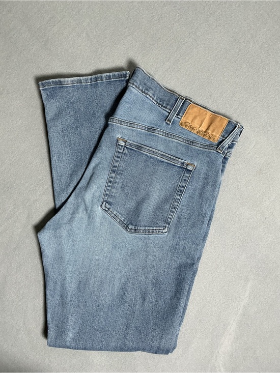 Eddie Bauer Other - Eddie Bauer Men’s 40x32 Light Wash Straight Leg Jeans Classic Denim